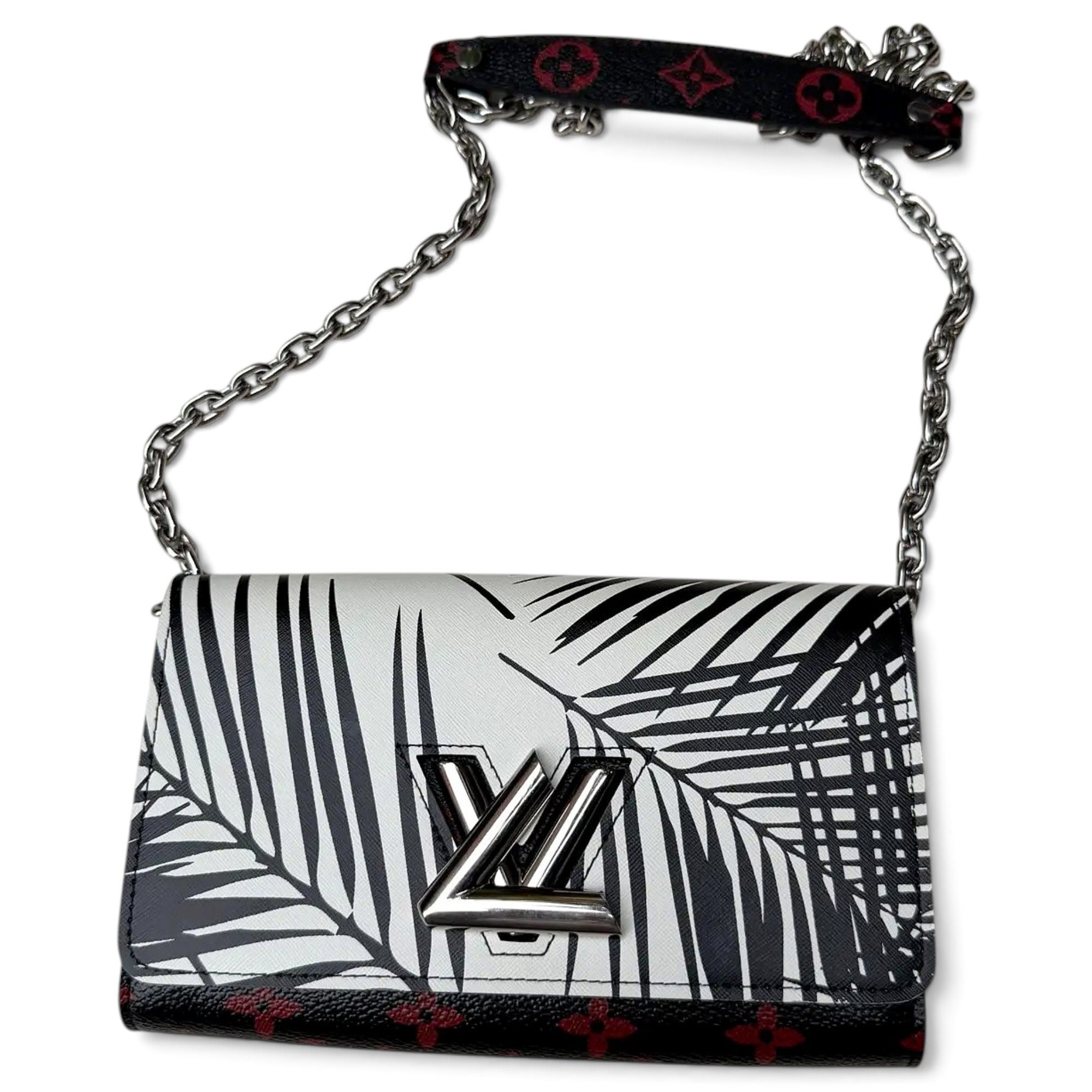 Twist Long Chain Wallet leather crossbody bag
