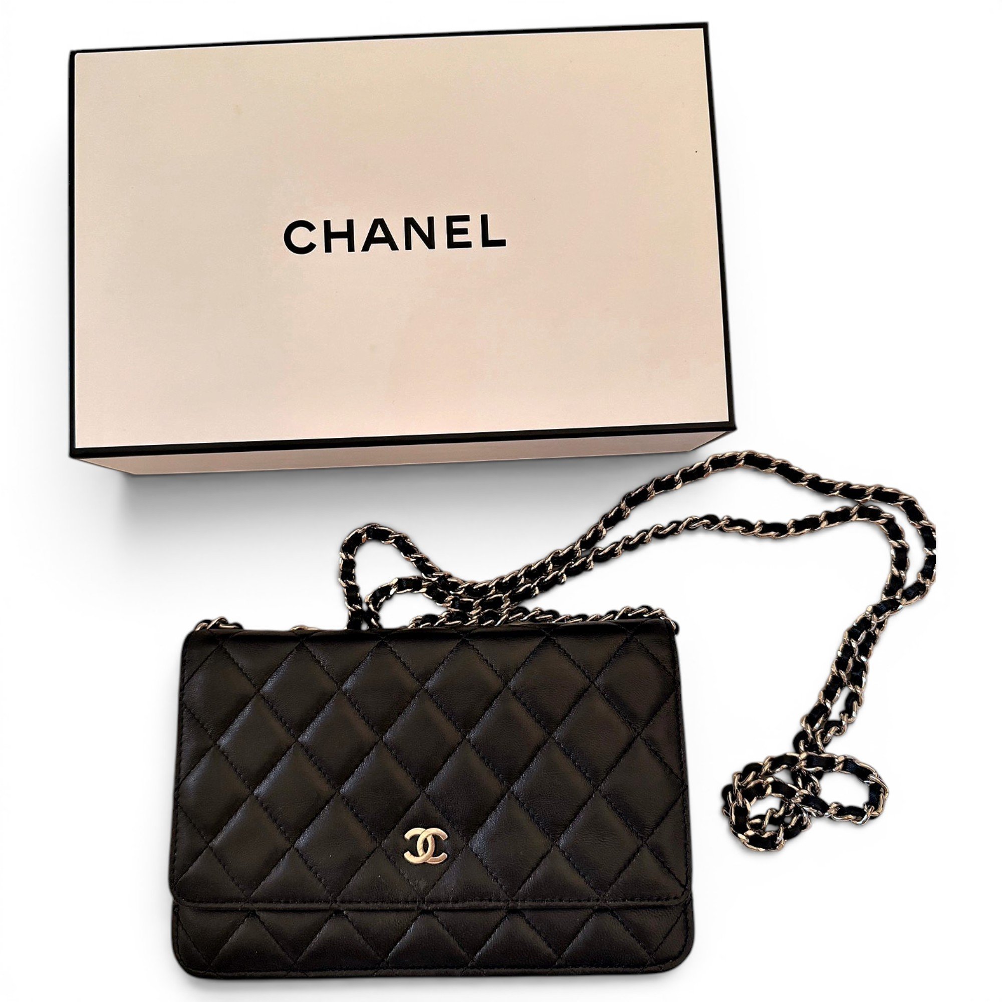 Leather clutch bag