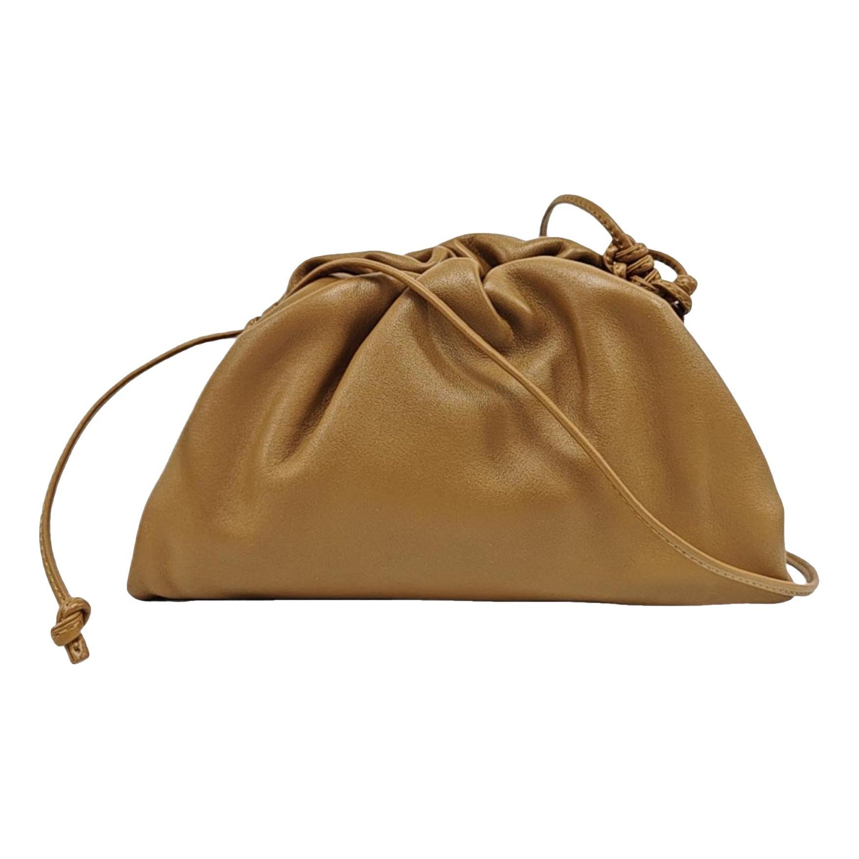 Pouch leather handbag