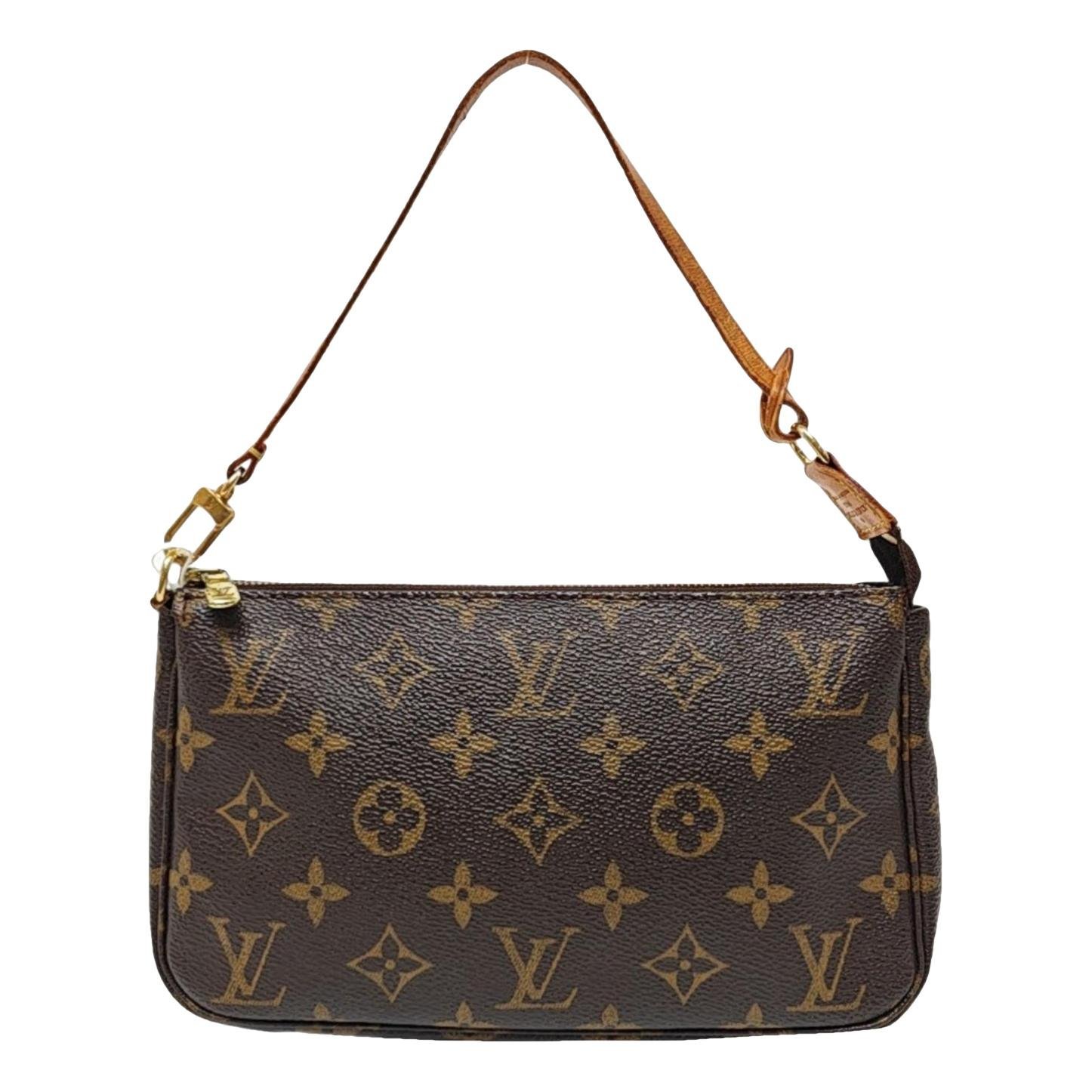 Maxi Multi Pochette Accessoires leather handbag