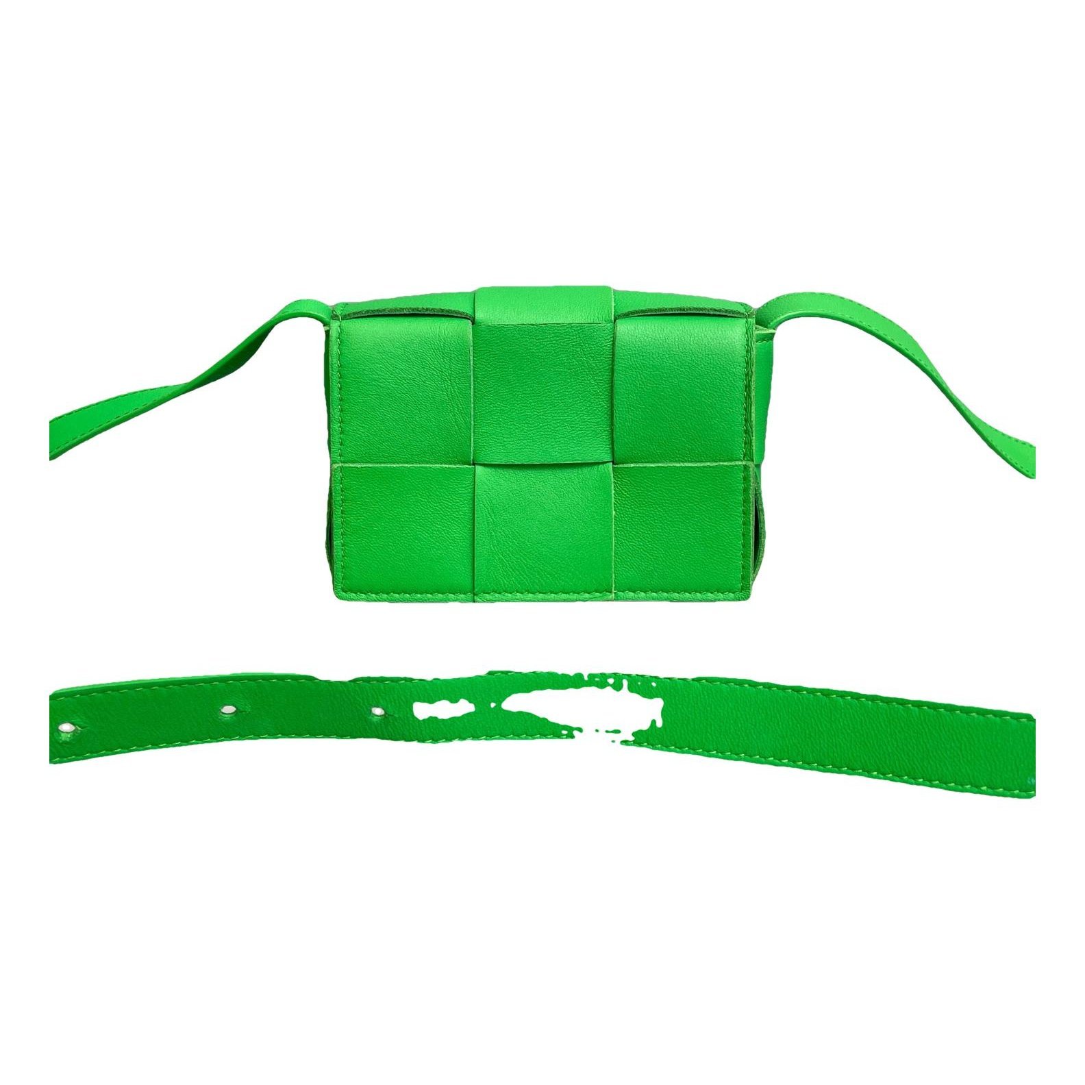Cassette leather handbag