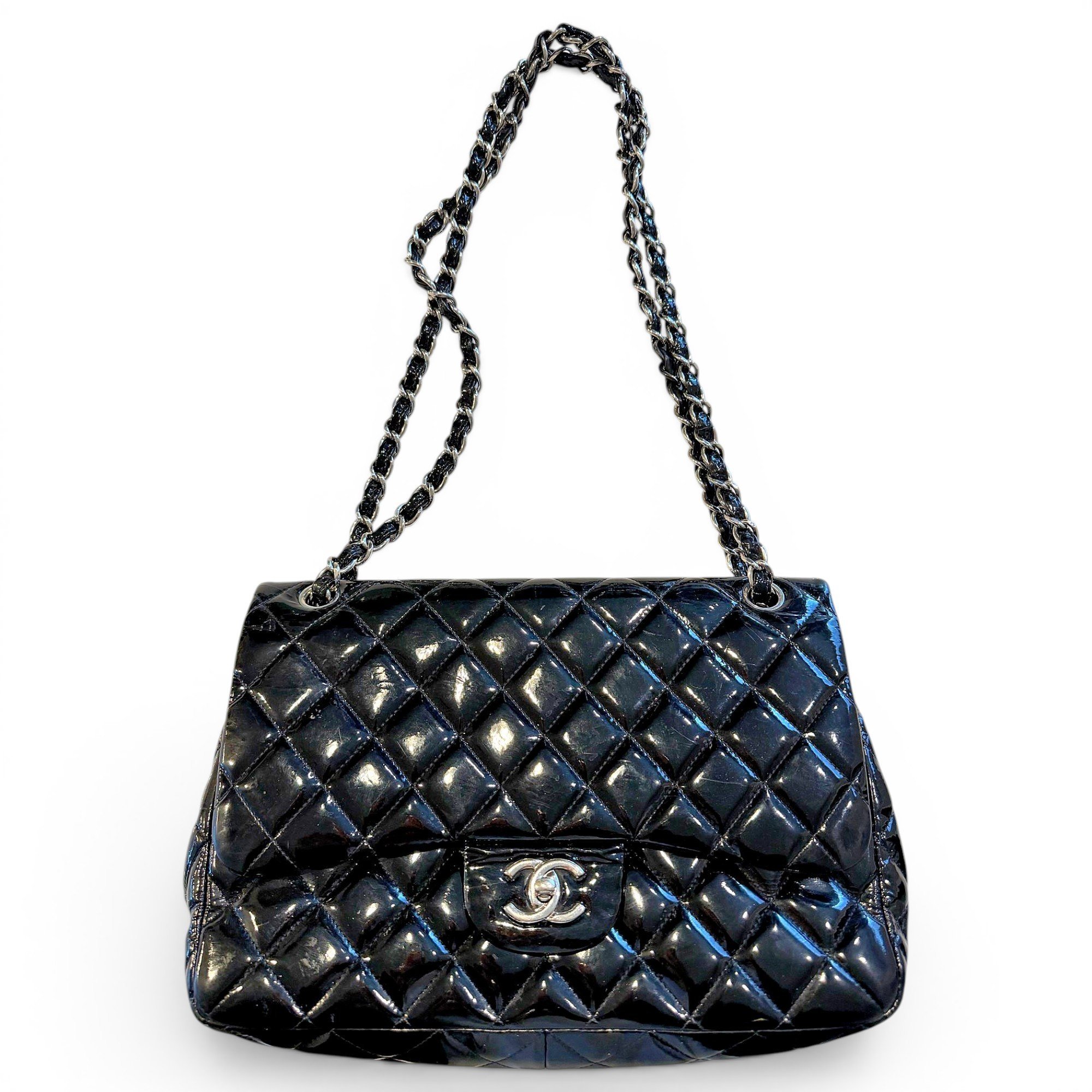 Timeless/Classique patent leather handbag