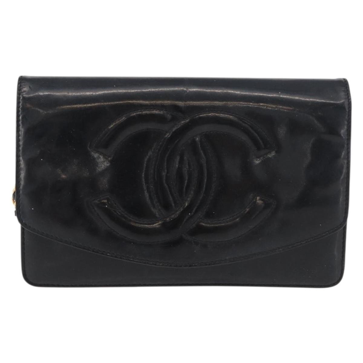 Deauville Chain patent leather handbag