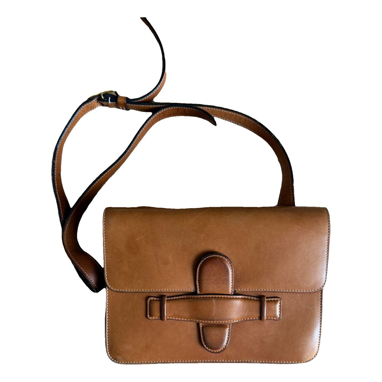 Symmetrical leather handbag