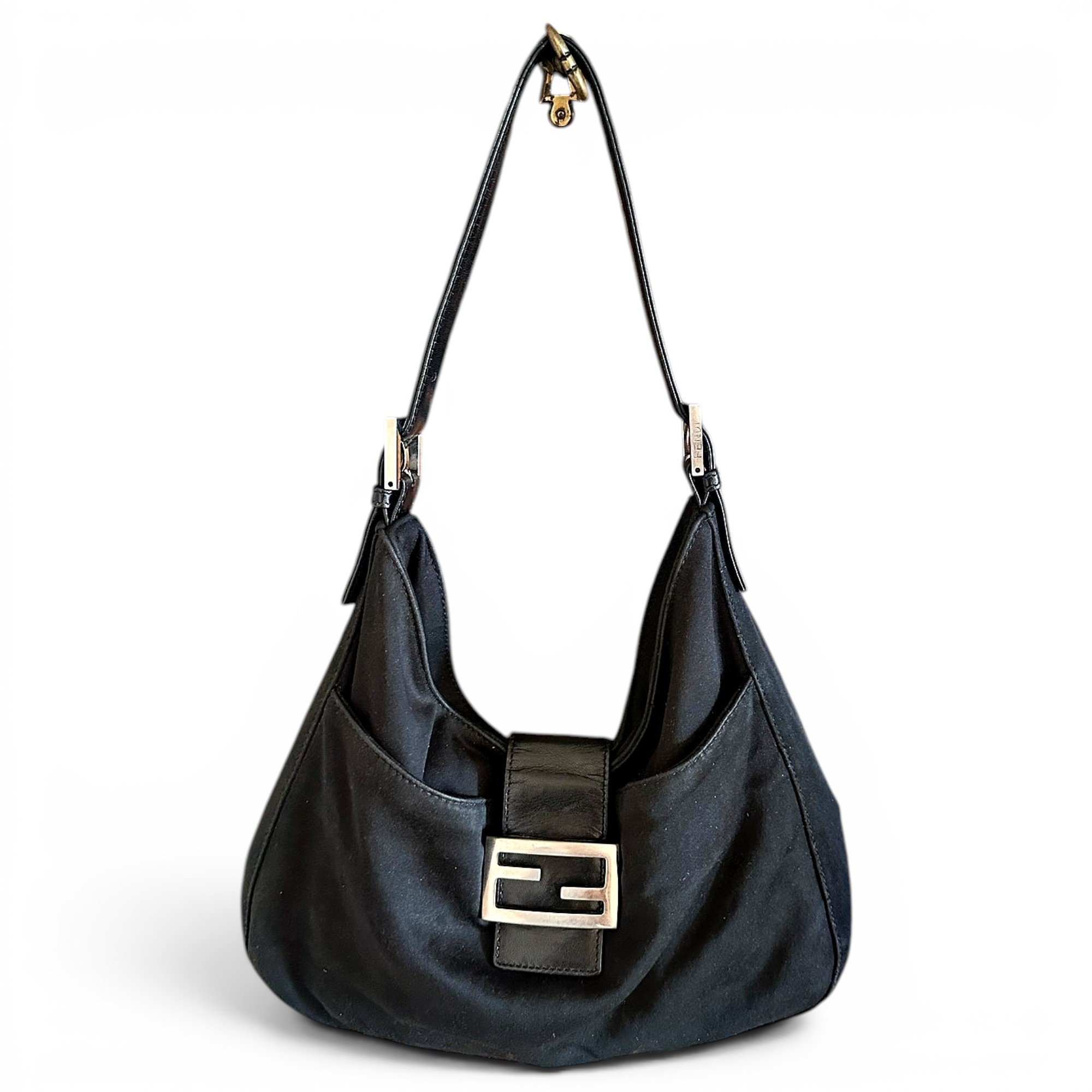 Baguette handbag