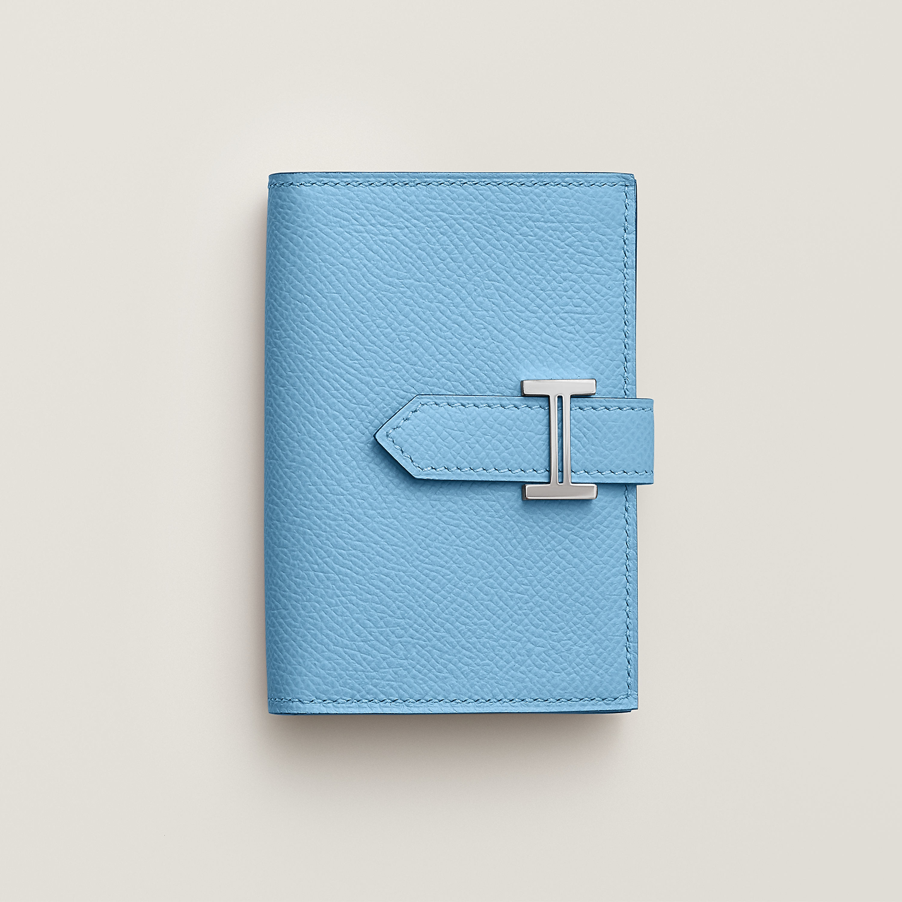Bearn card holder