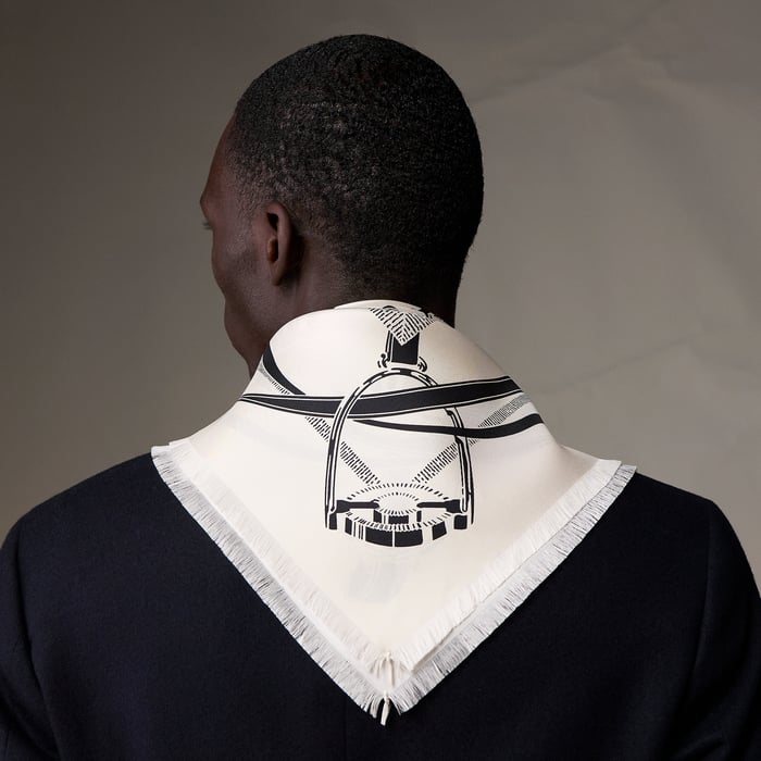 Grand Manege Fringed Scarf 80