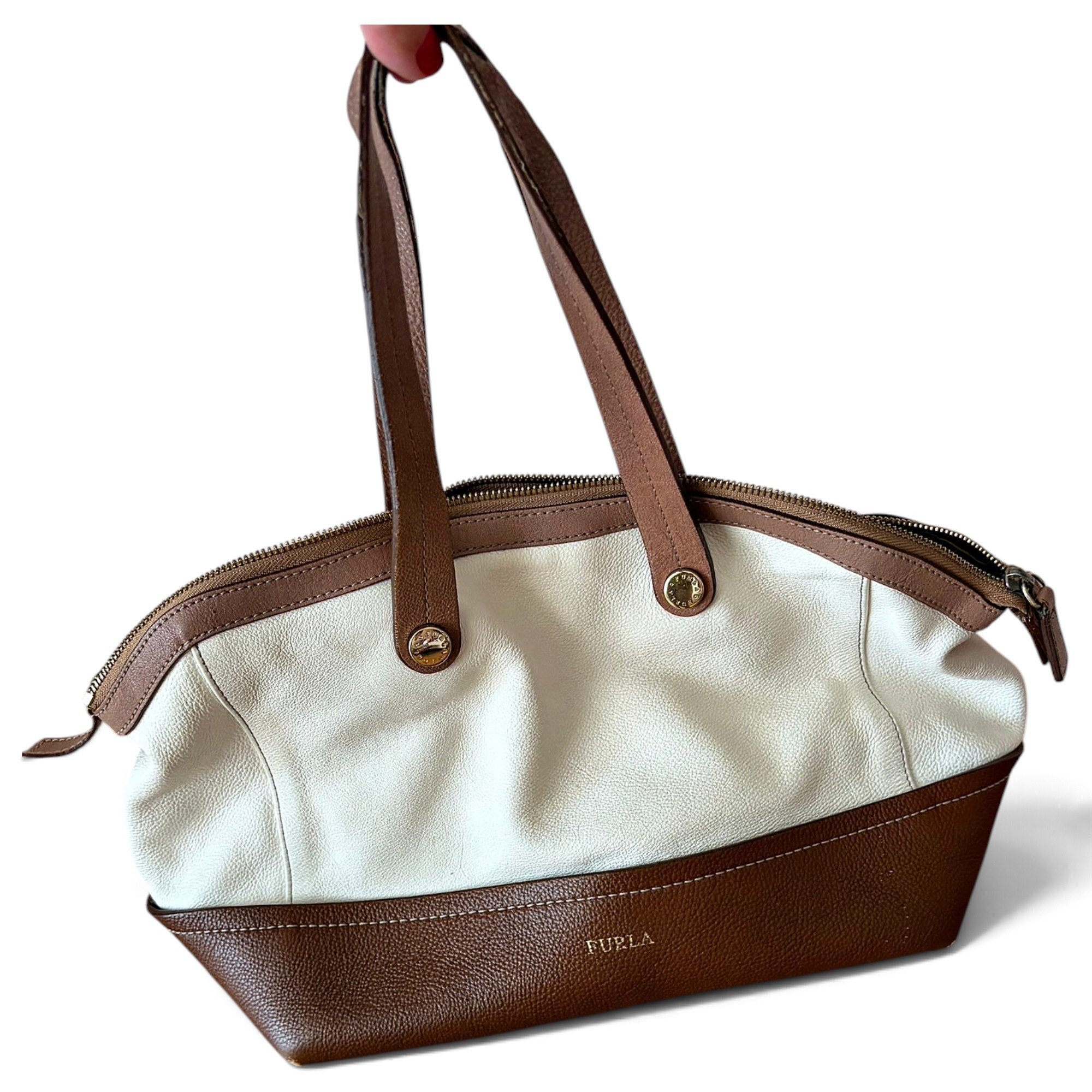 Leather handbag