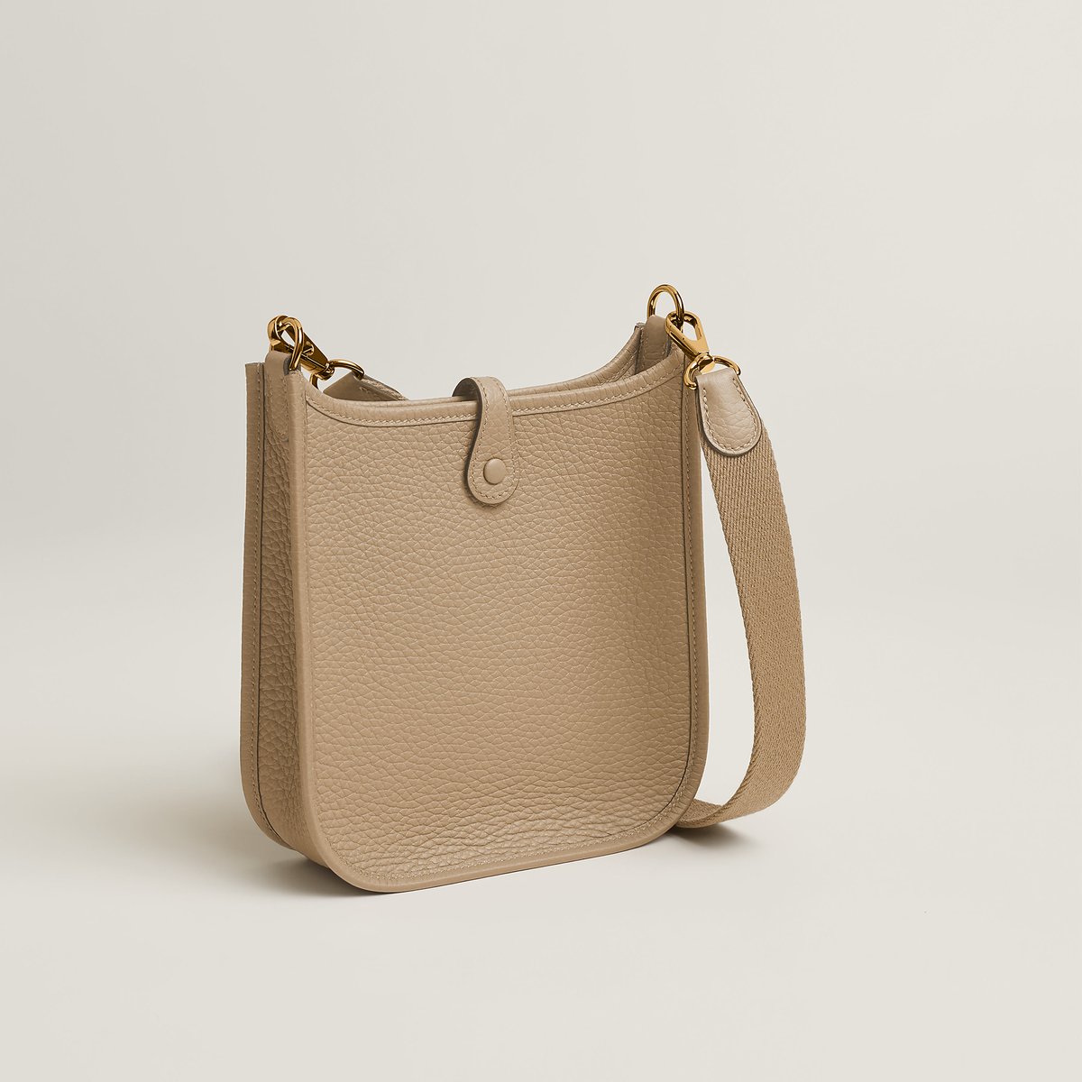 Evelyne 16 Amazone 백