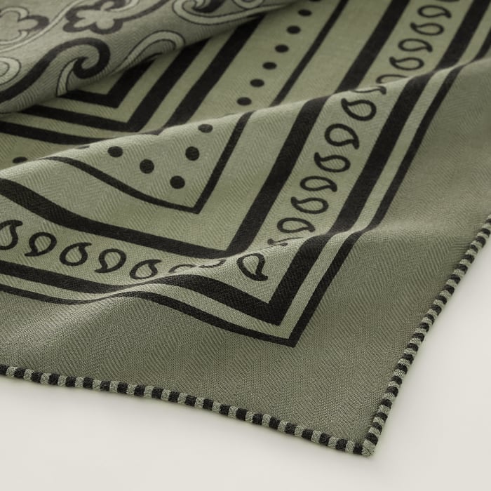 Festival Des Amazones Bandana Shawl 140