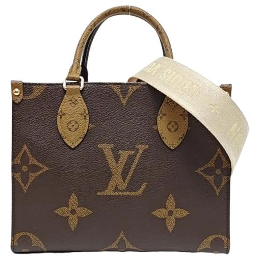 Onthego leather handbag