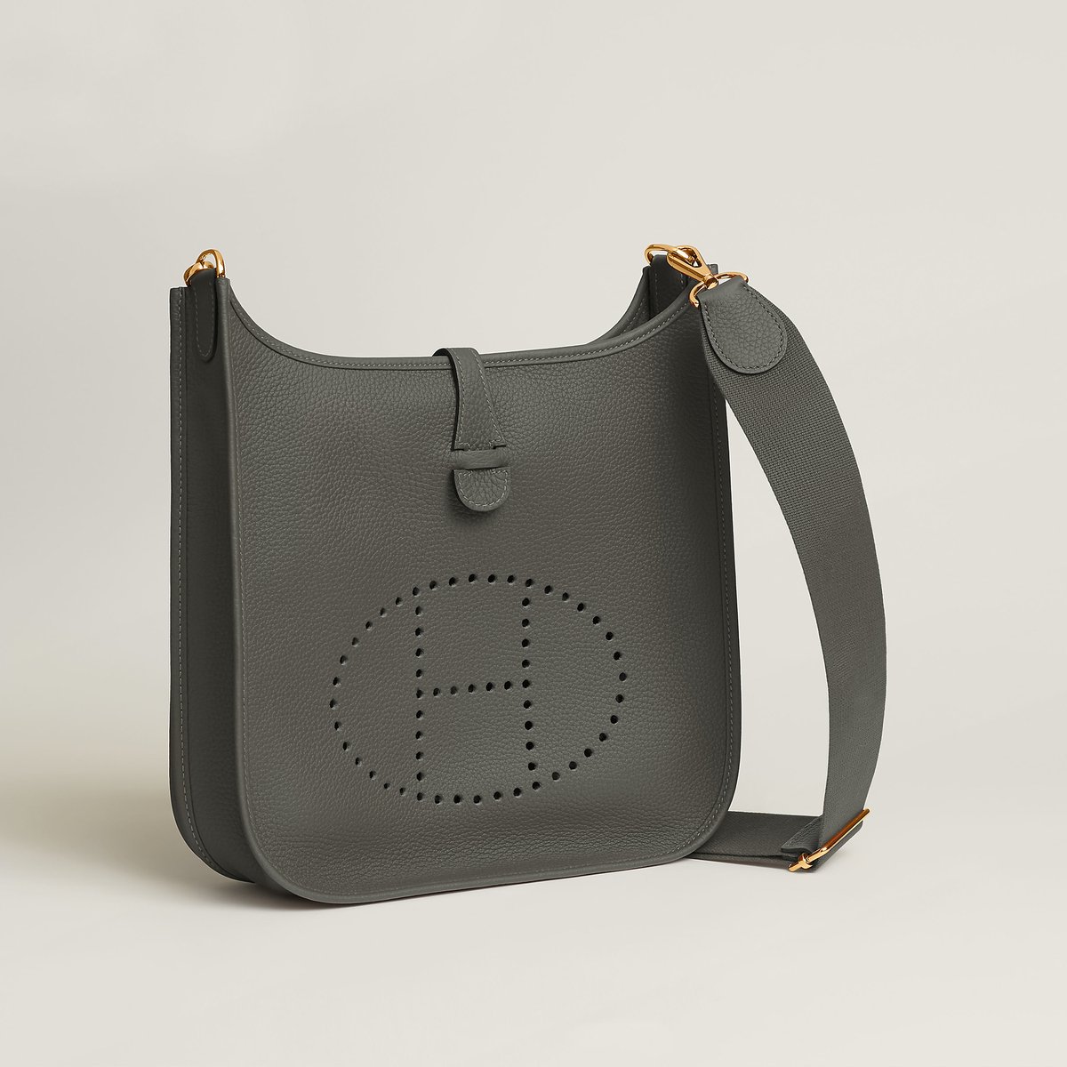 Evelyne III 29 백