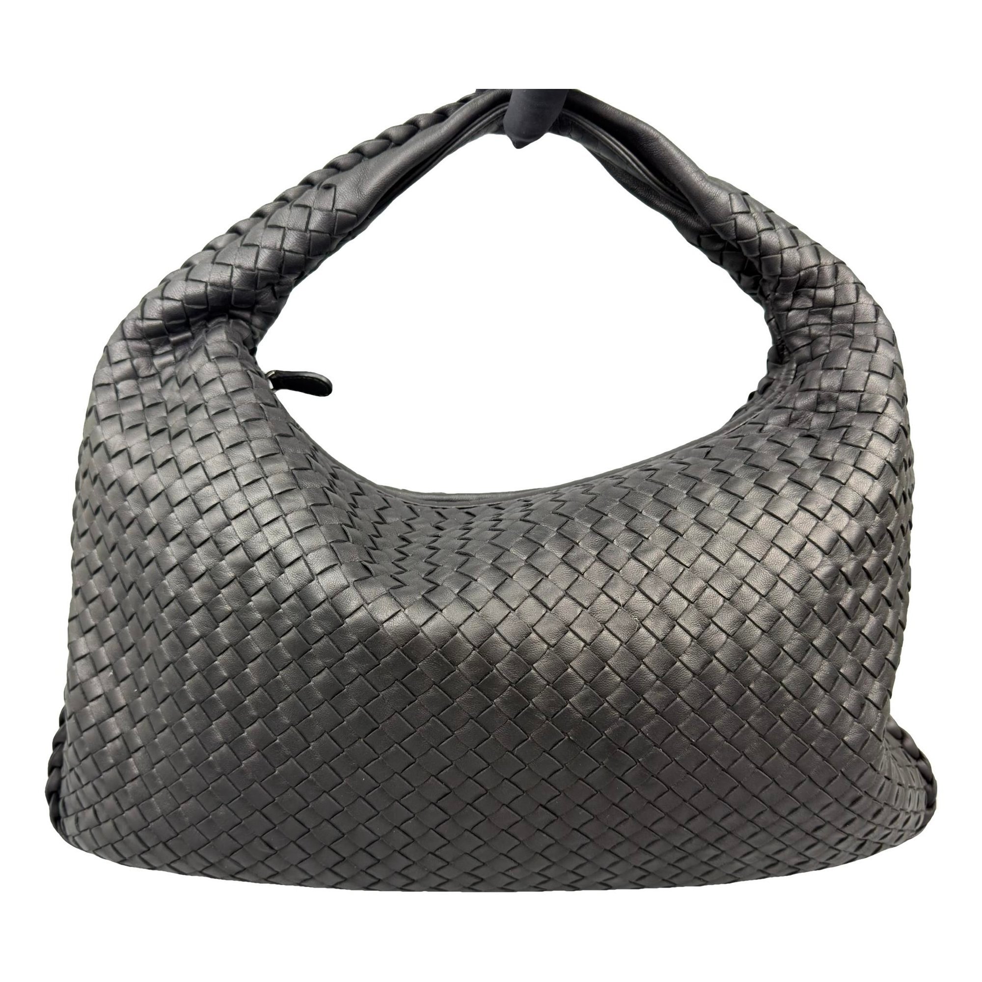 Veneta leather handbag