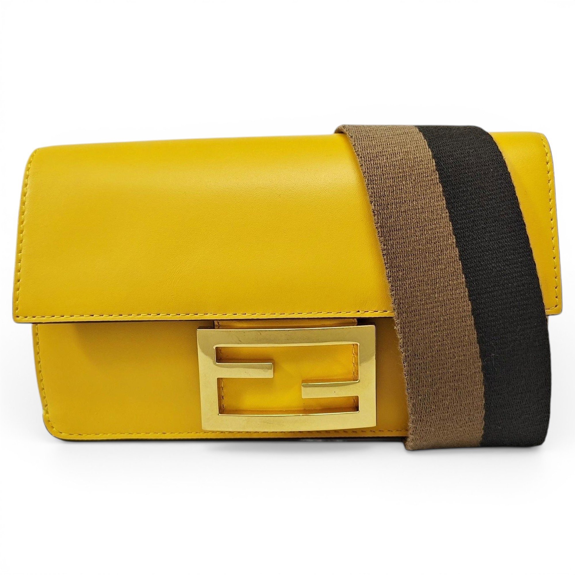 Baguette leather handbag