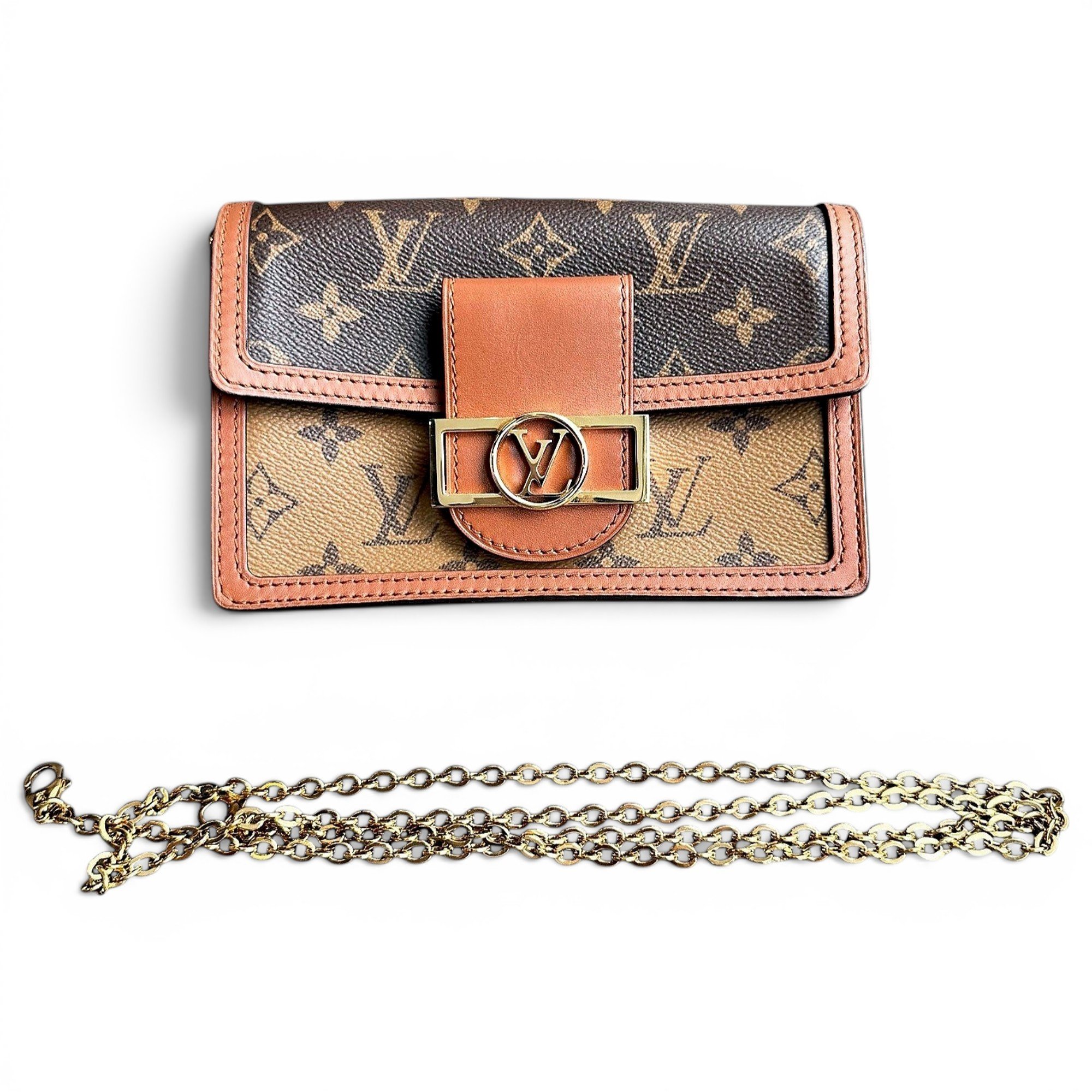 Dauphine leather handbag