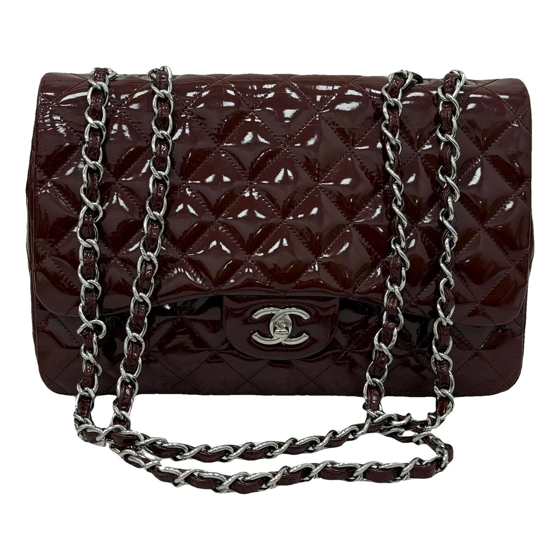 Timeless/Classique patent leather handbag