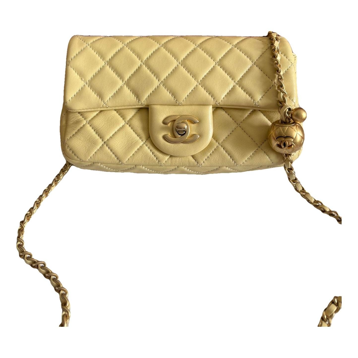 Timeless/Classique leather crossbody bag