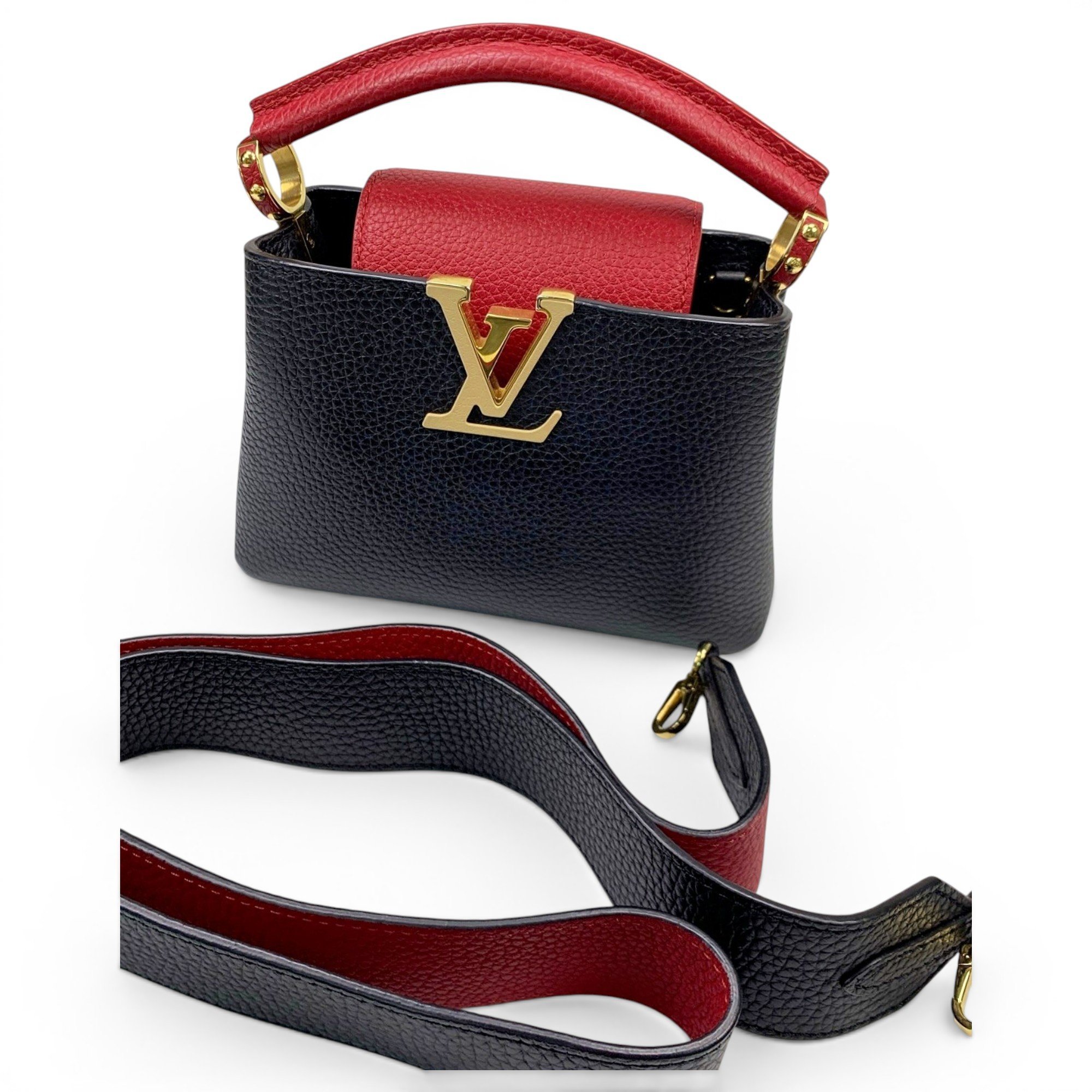 Capucines leather handbag