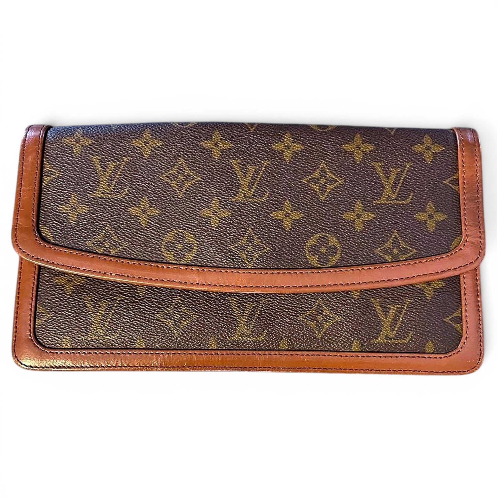 Leather clutch bag