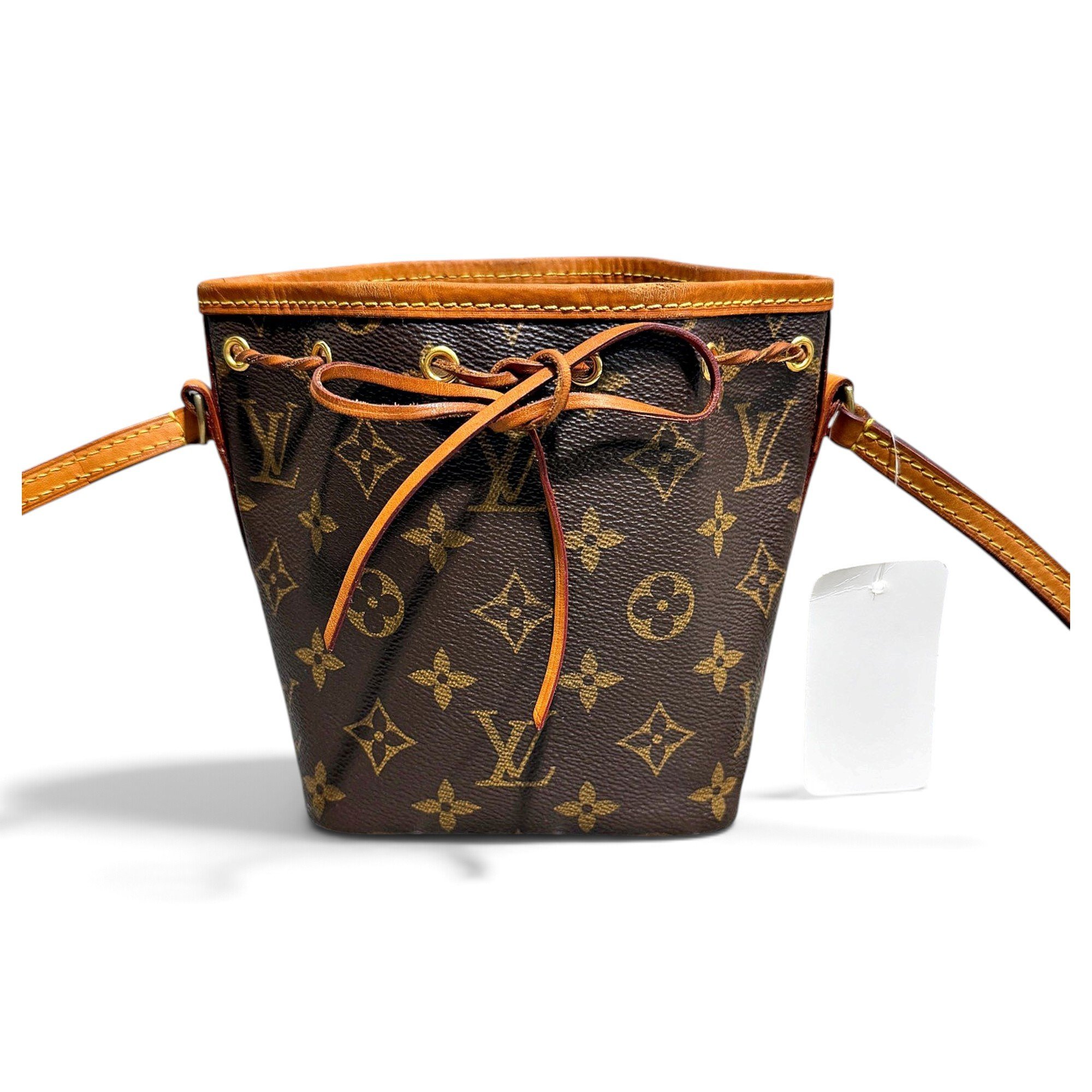 Nano Noé leather handbag