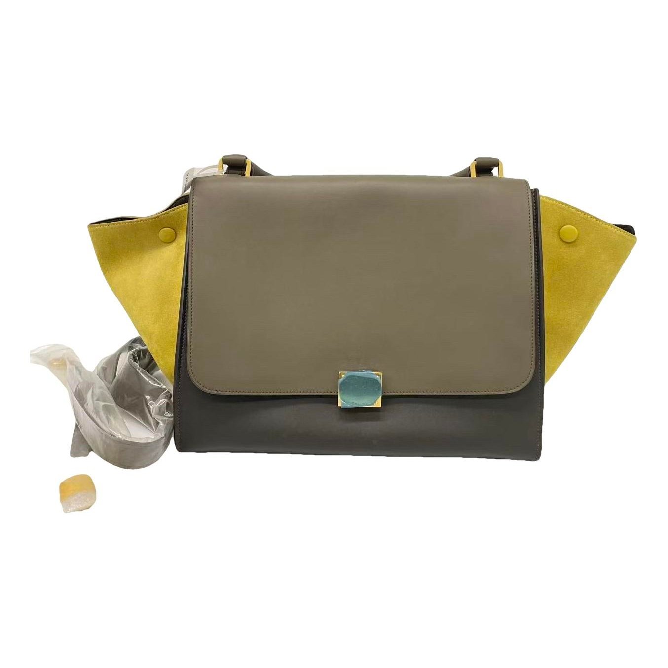 Trapèze leather handbag