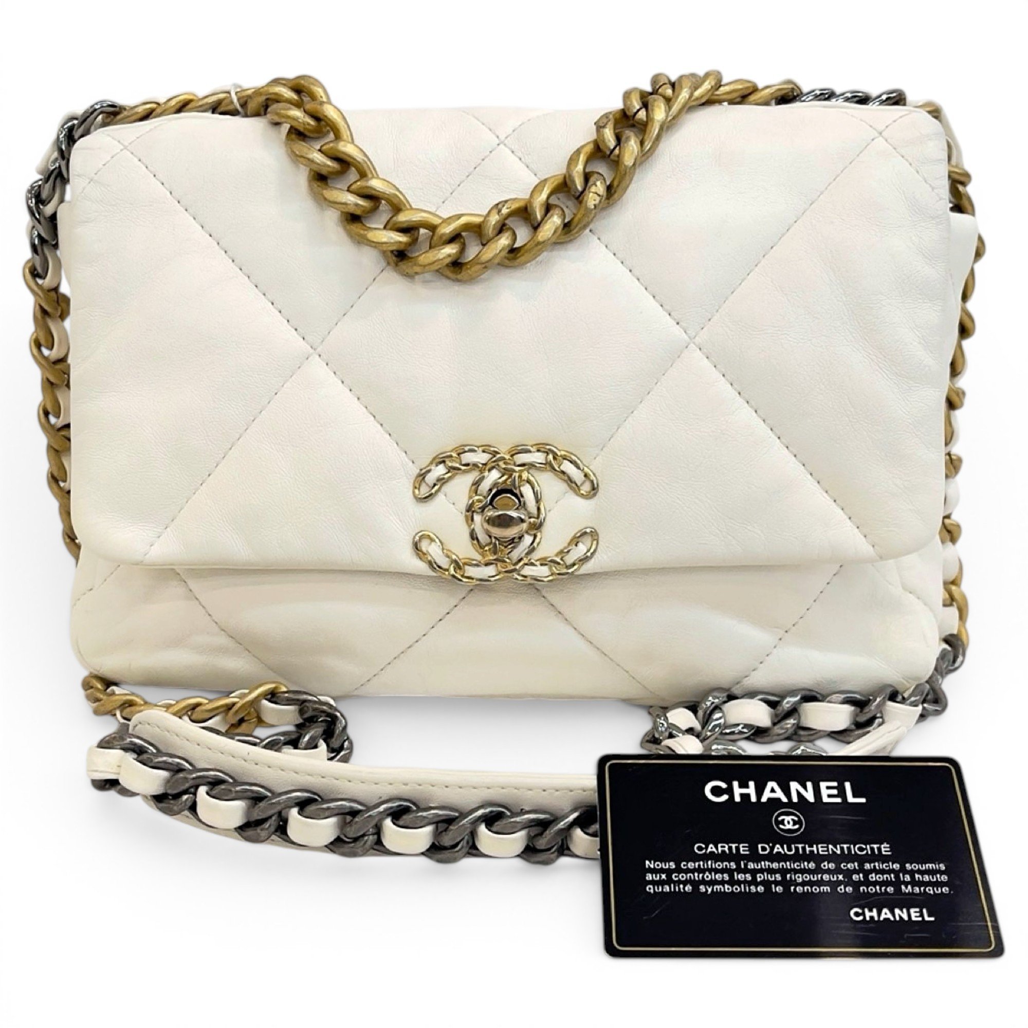 Chanel 19 leather handbag