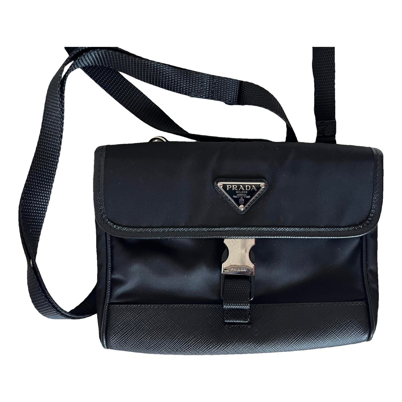 Cloth clutch bag