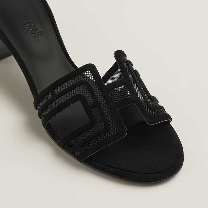 Noir Oasis Sandal