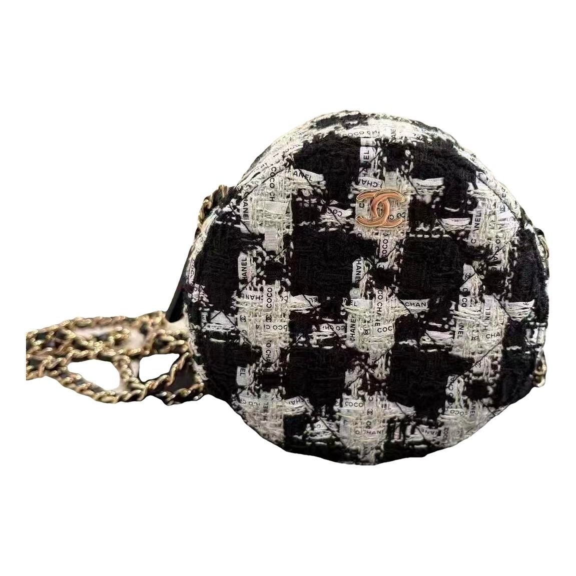 Cloth handbag