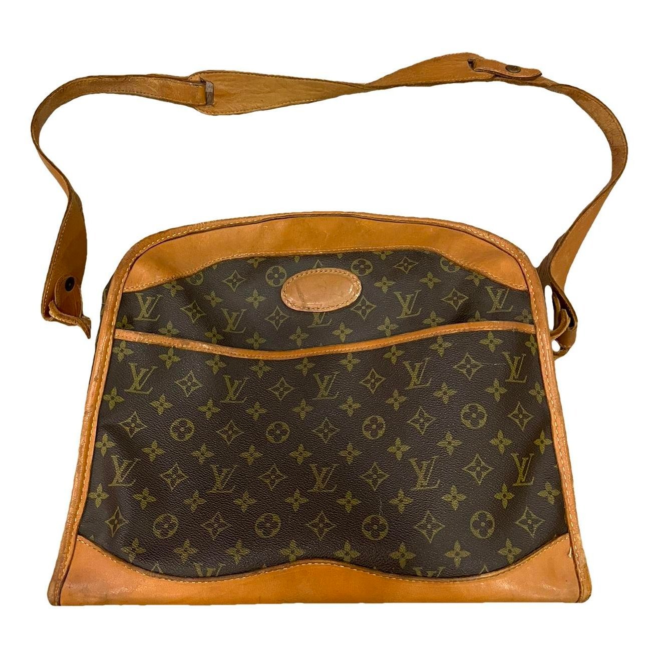Leather travel bag