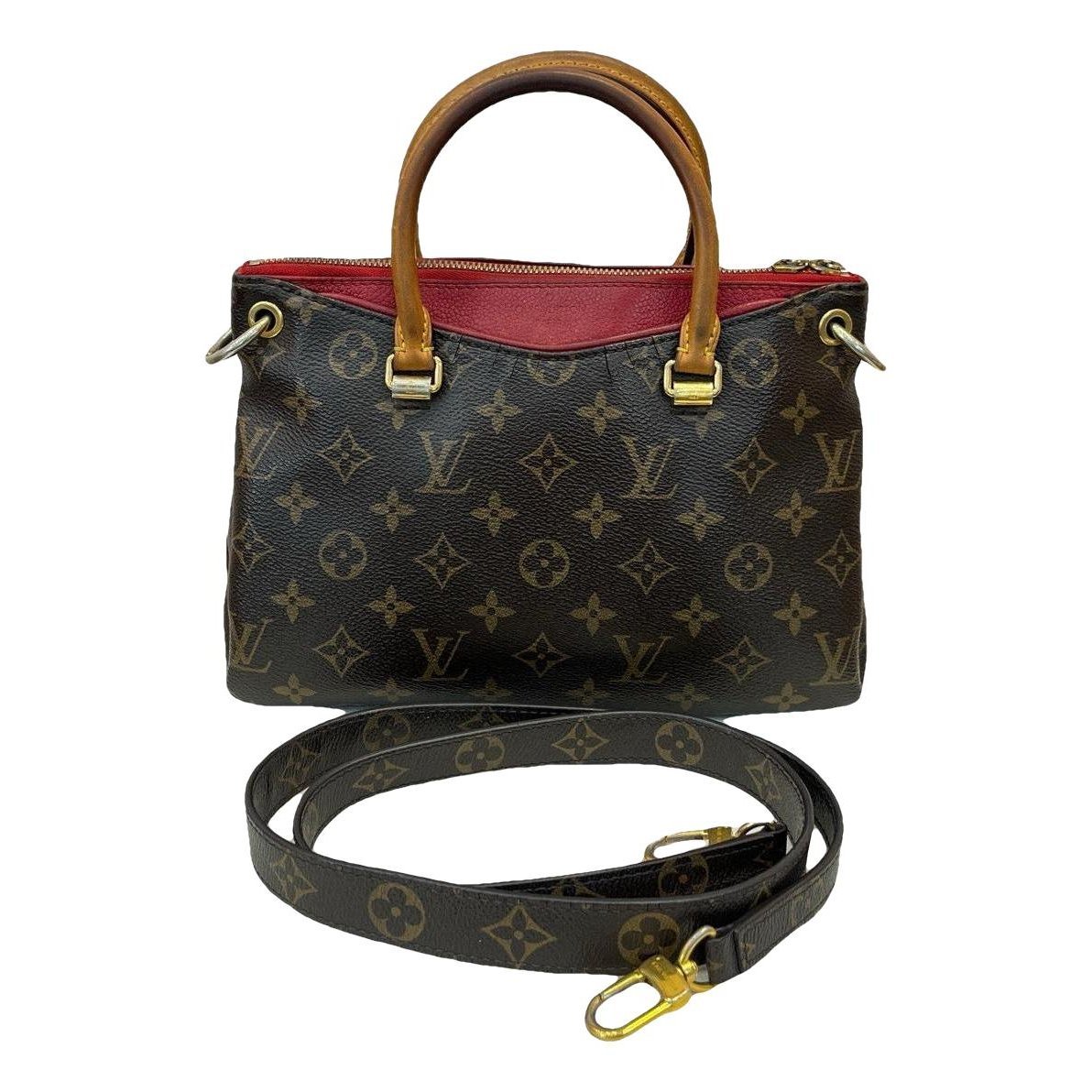 Pallas leather handbag