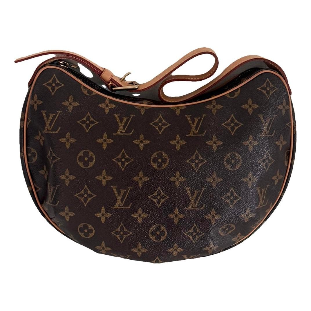 Croissant leather handbag