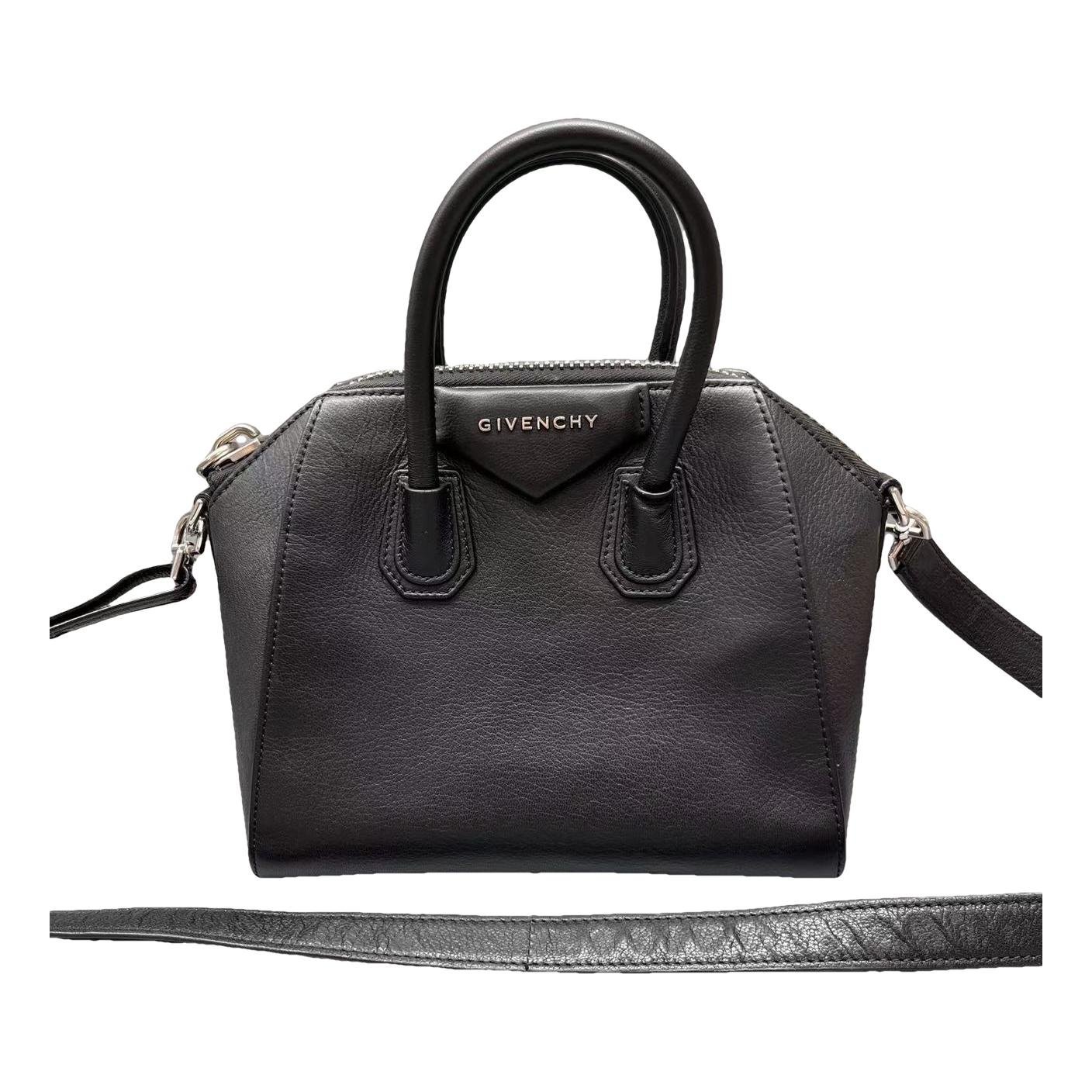 Antigona leather handbag