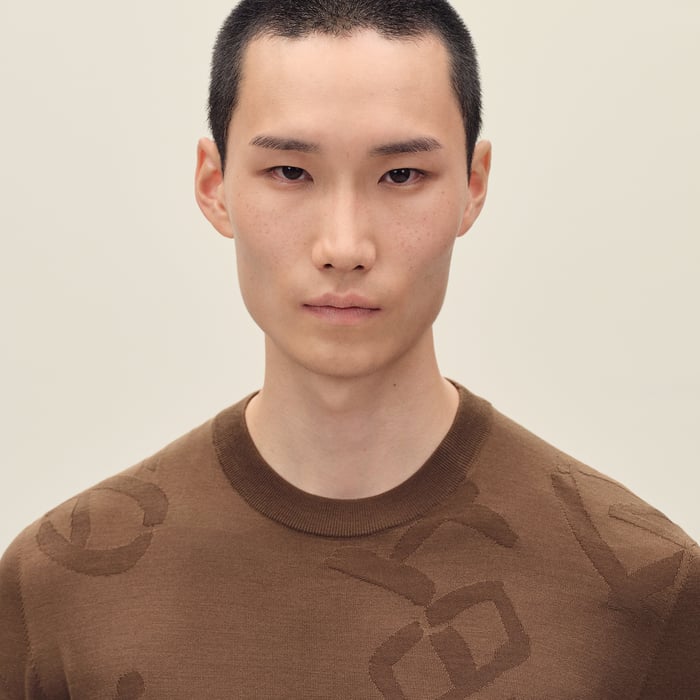 Caramel "Calligraphie Equestre" Crewneck Sweater