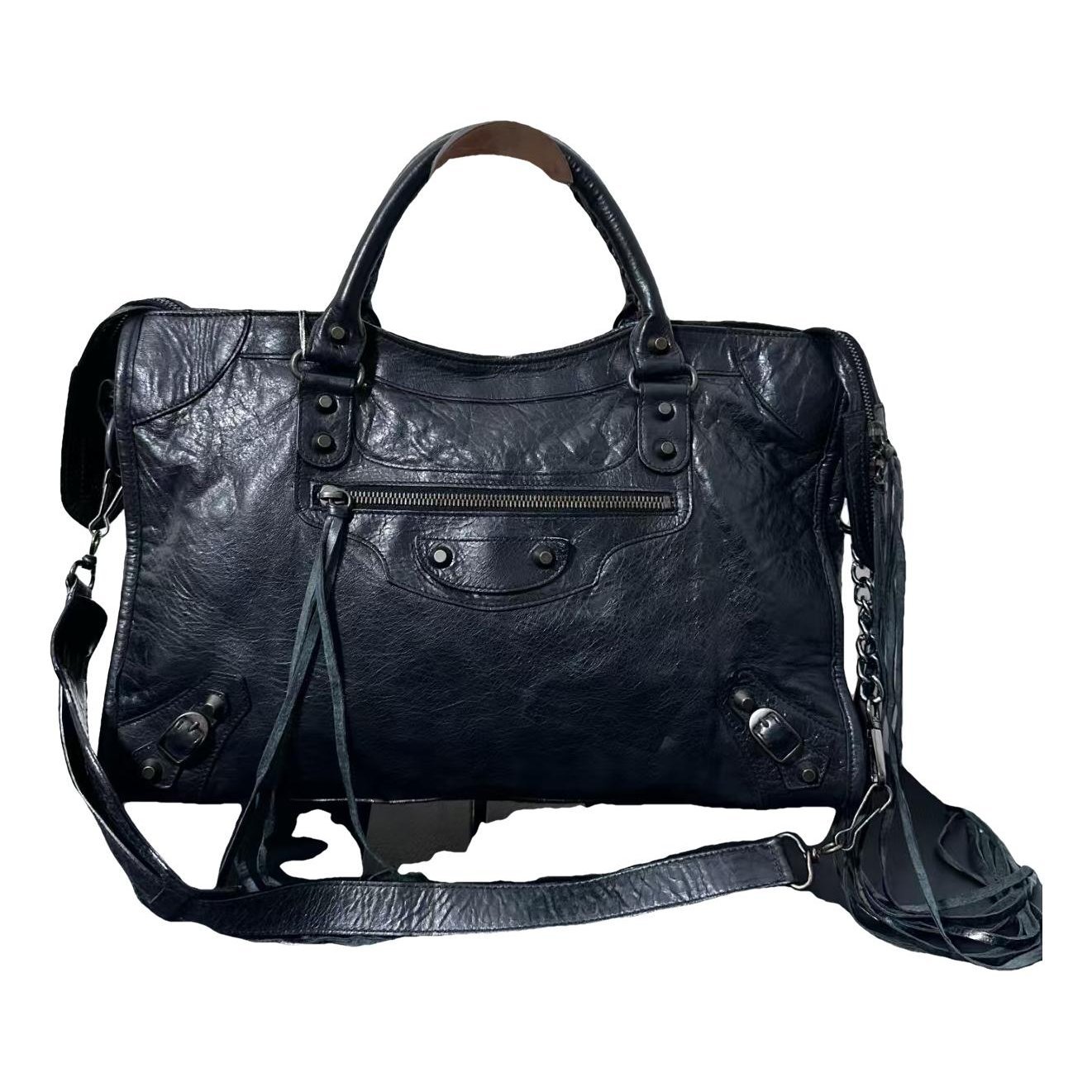 City leather bag