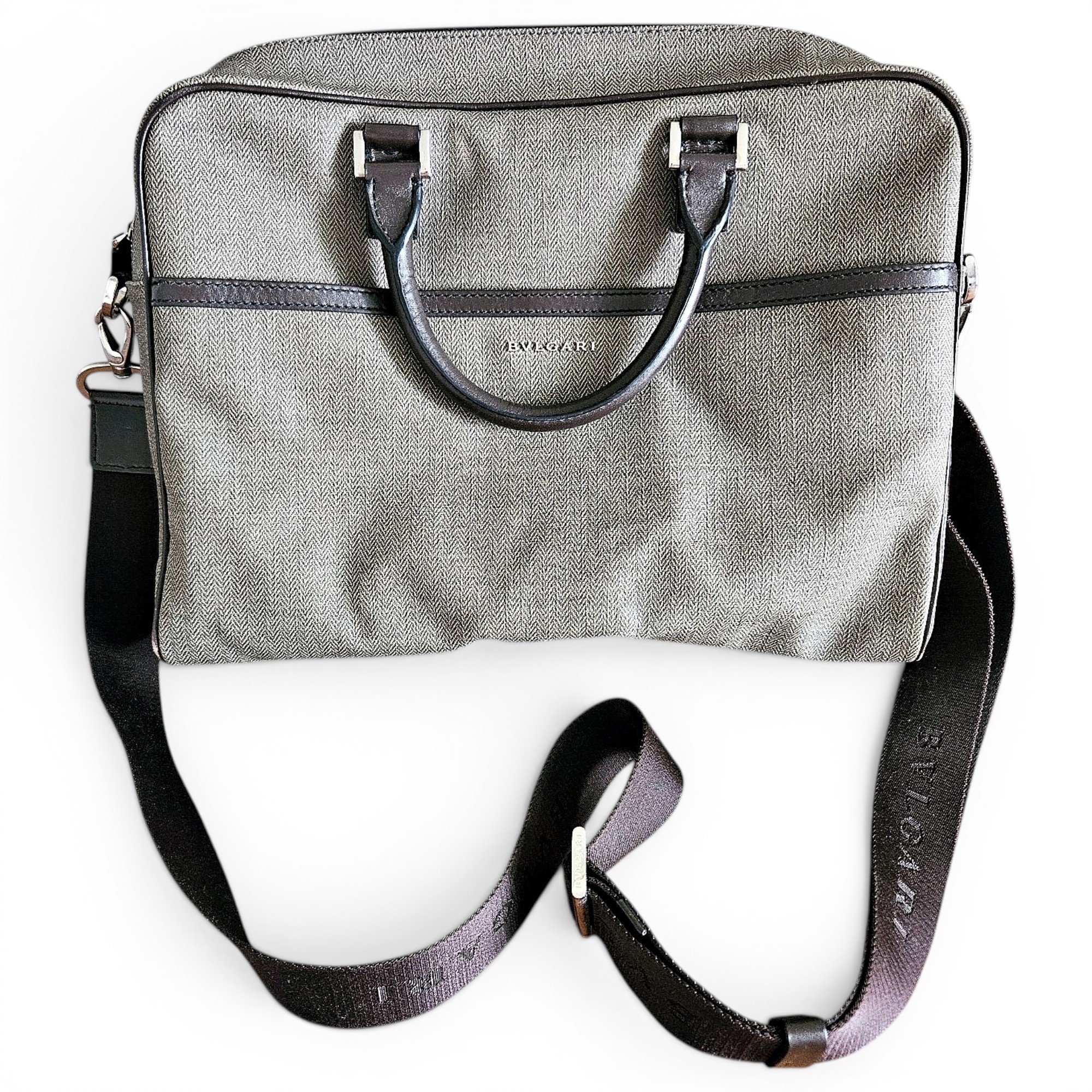 Cloth satchel