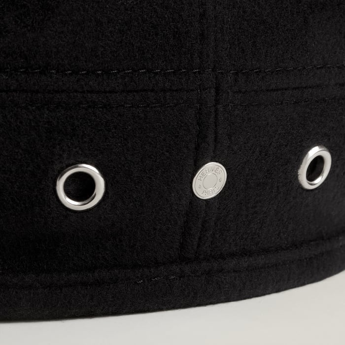 Noir Saint-honore Beret