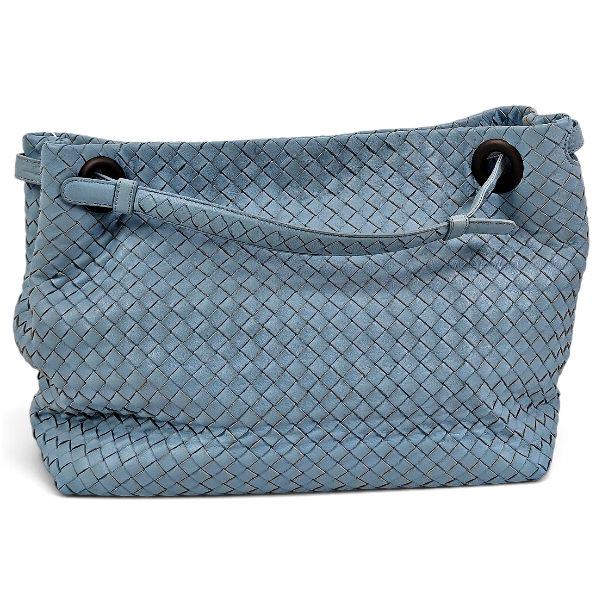 Veneta leather handbag