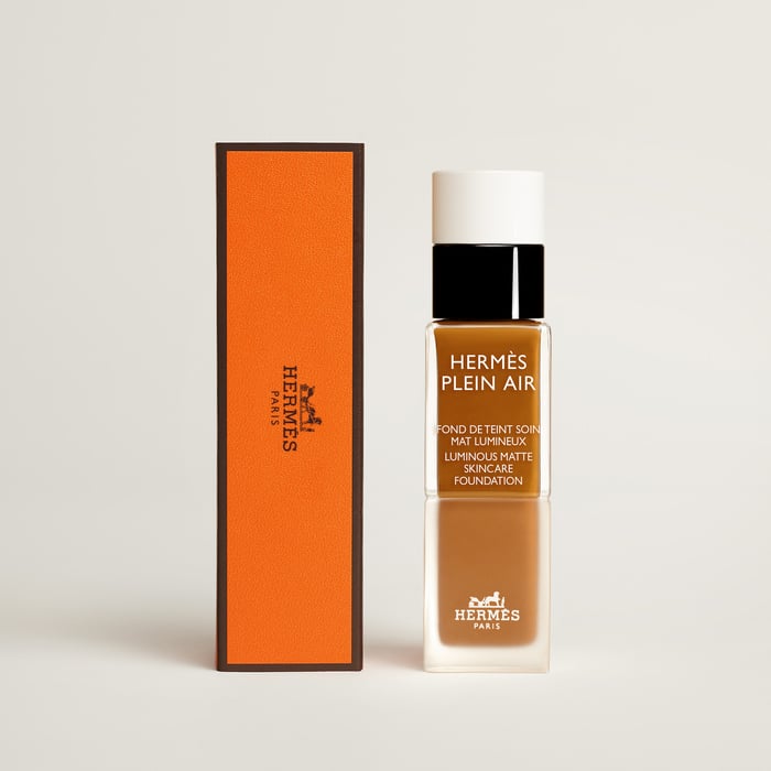 73c - Muscade Luminous Matte Skincare Foundation, 73c Muscade
