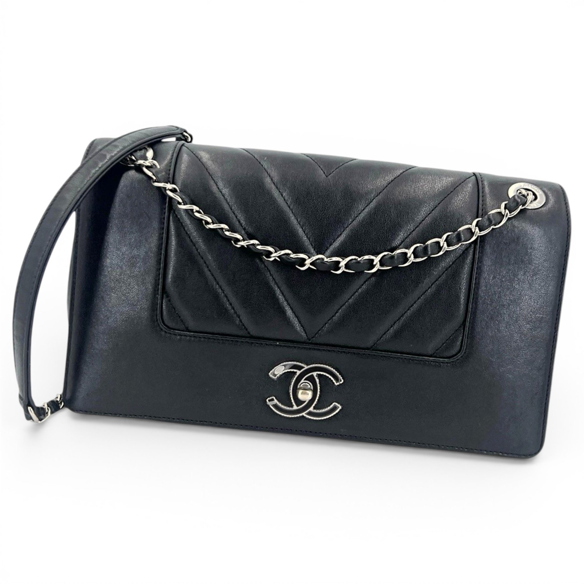 Leather handbag