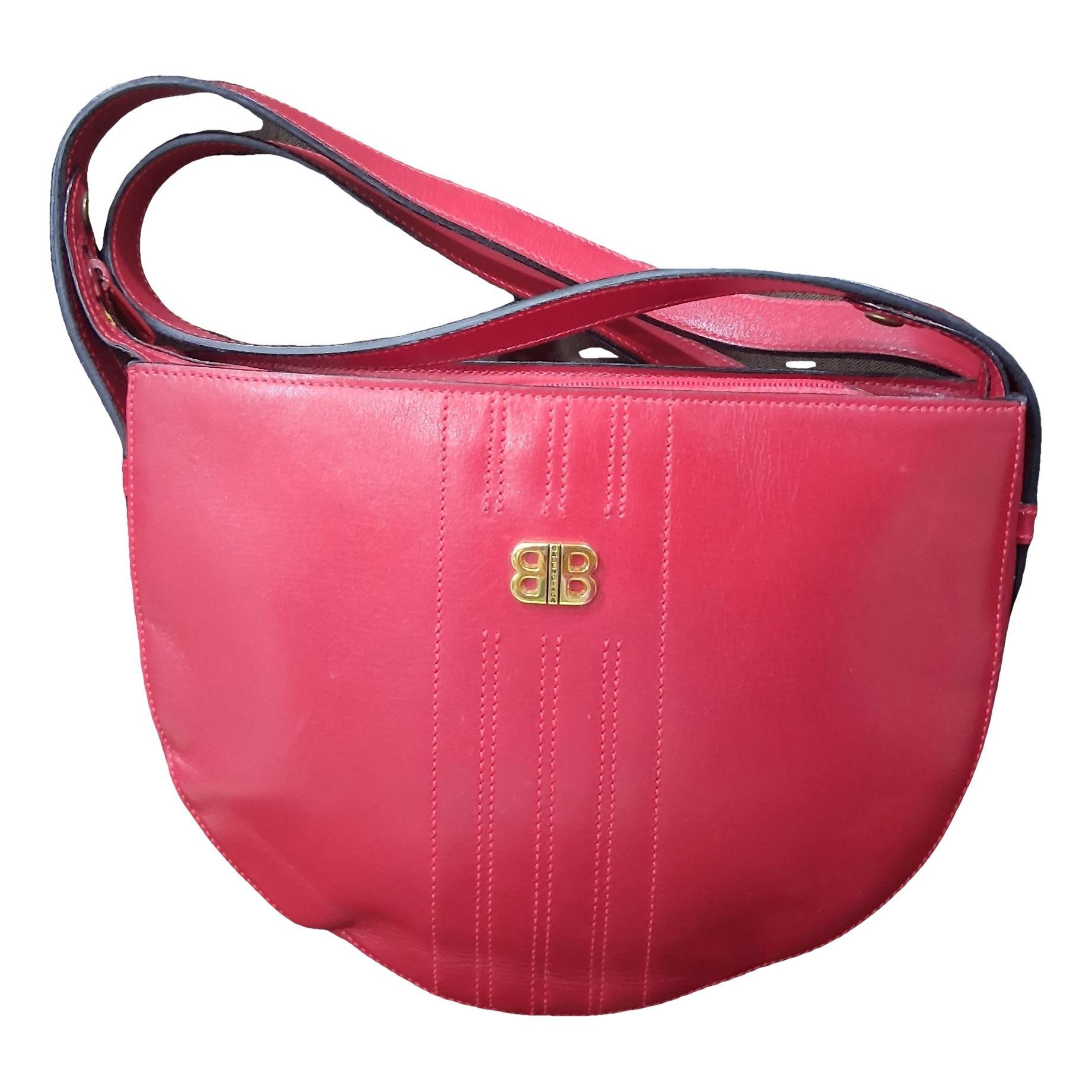 Leather handbag