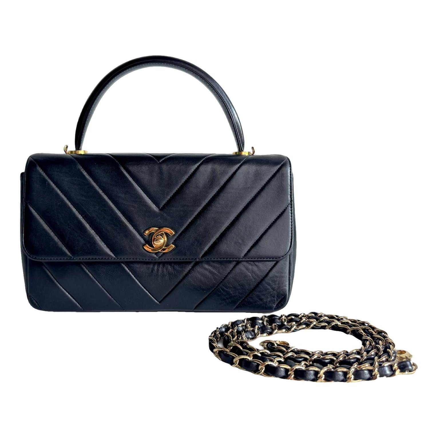 Timeless Classique Top Handle leather handbag