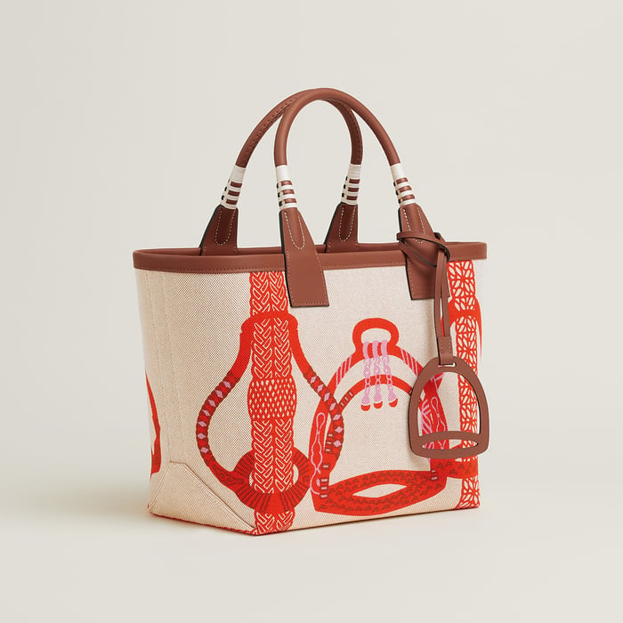 Steeple 25 Bag