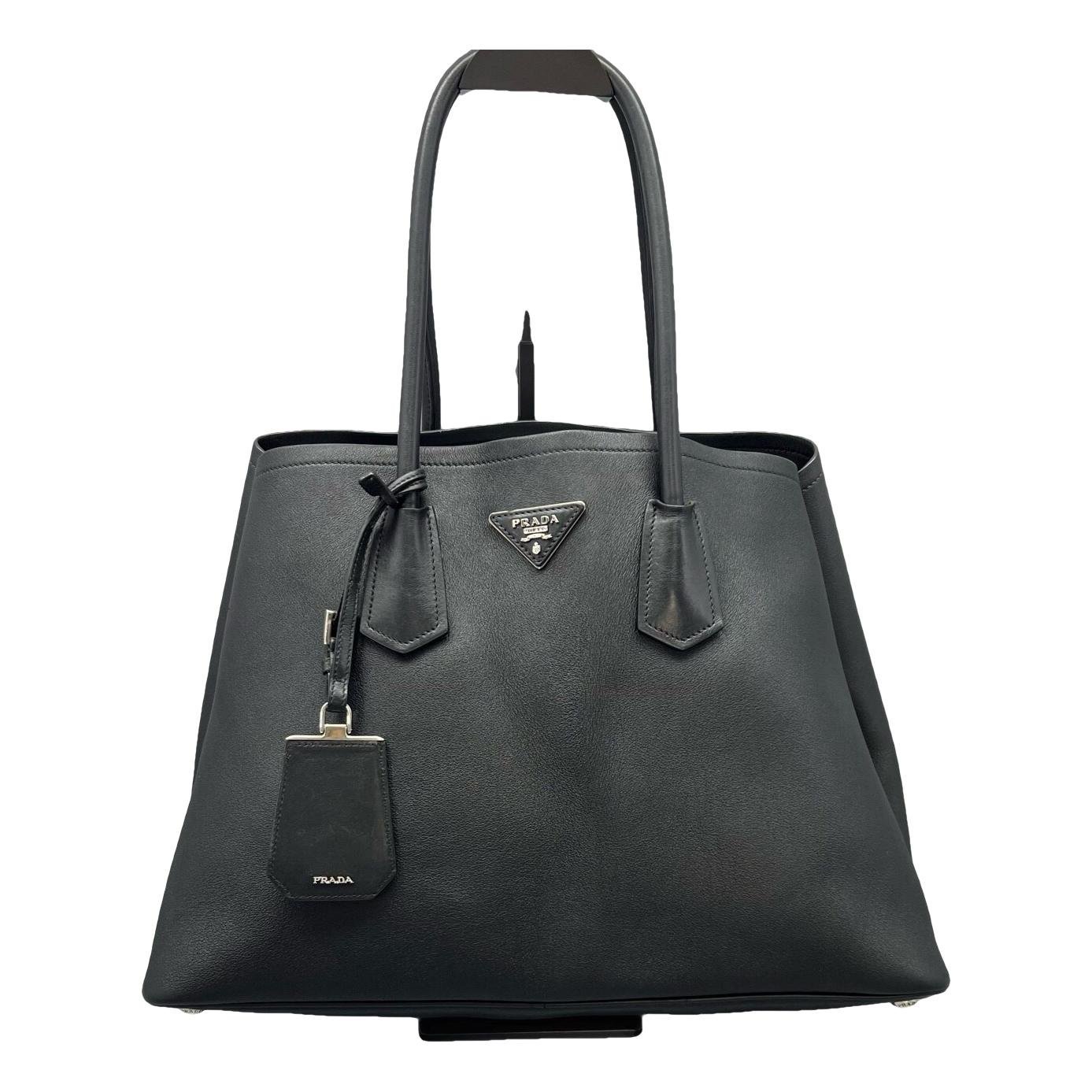 Double leather handbag