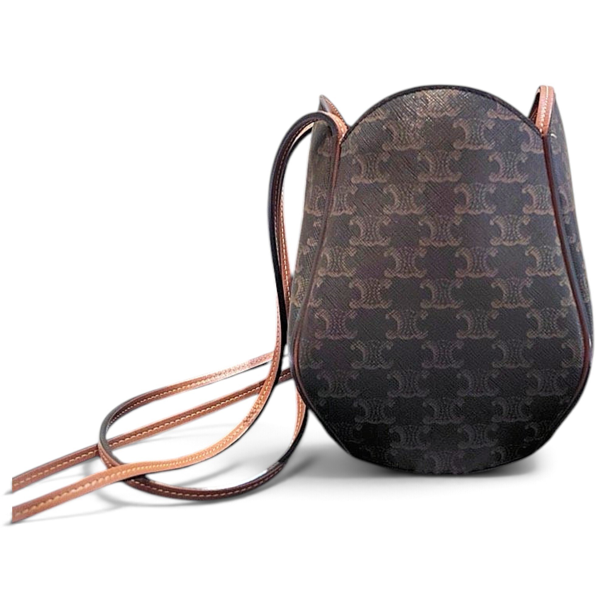 Seau Sangle leather handbag