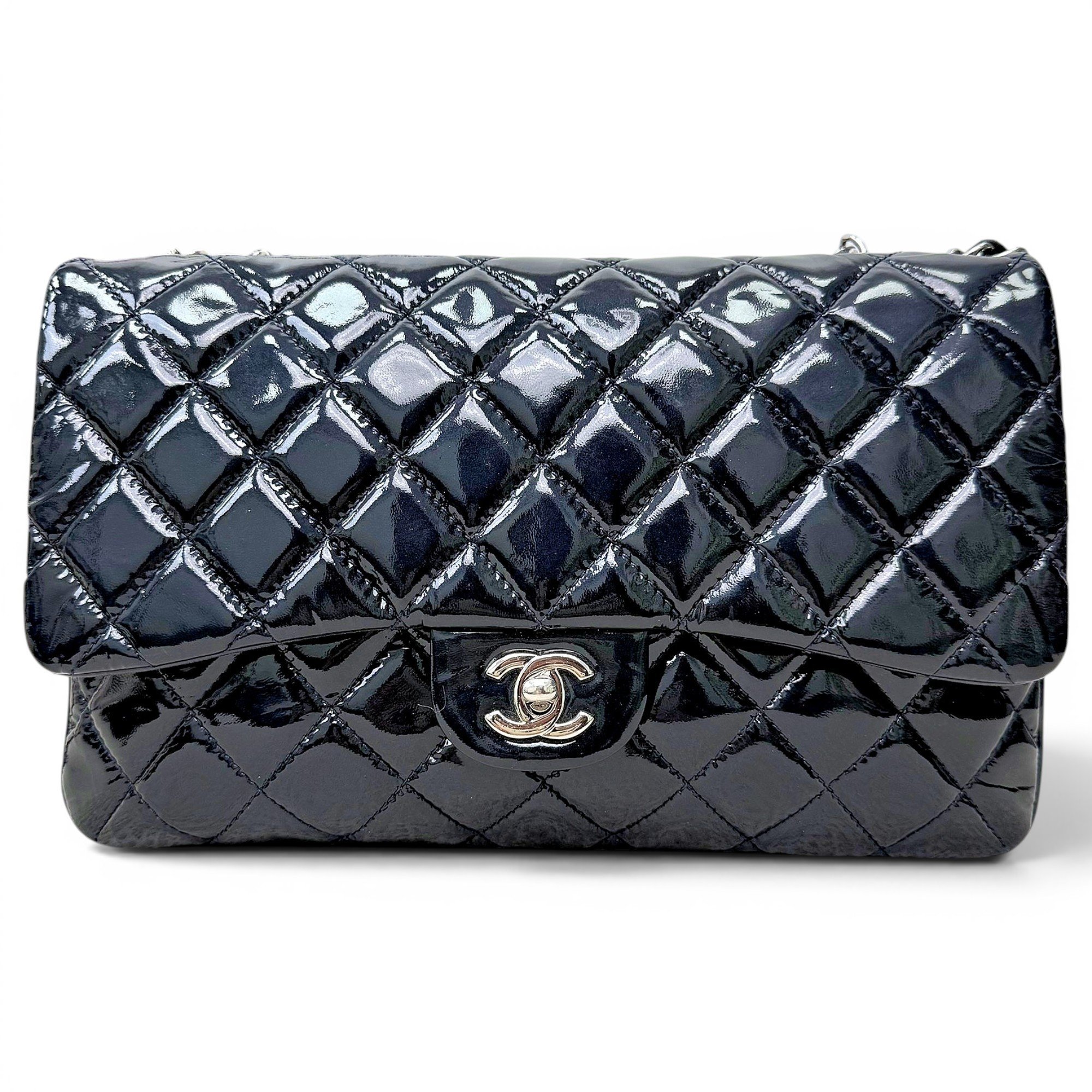 Timeless/Classique patent leather handbag