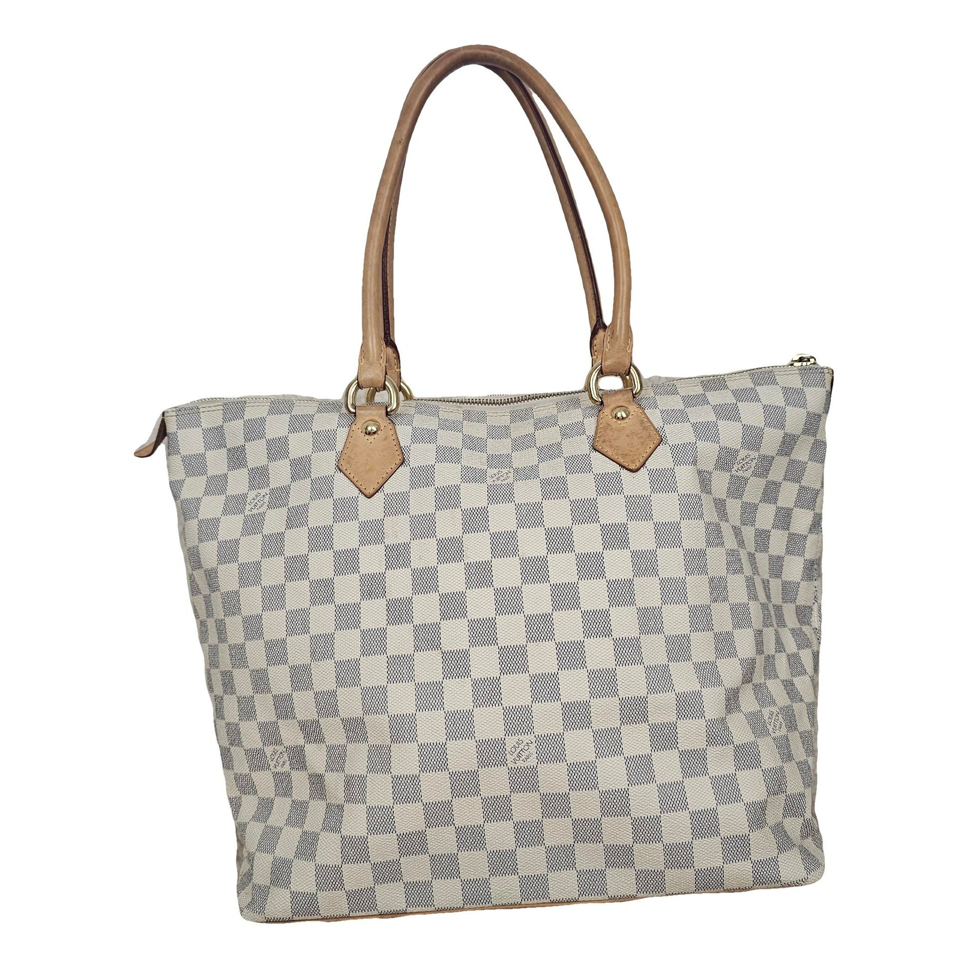 Saleya leather handbag