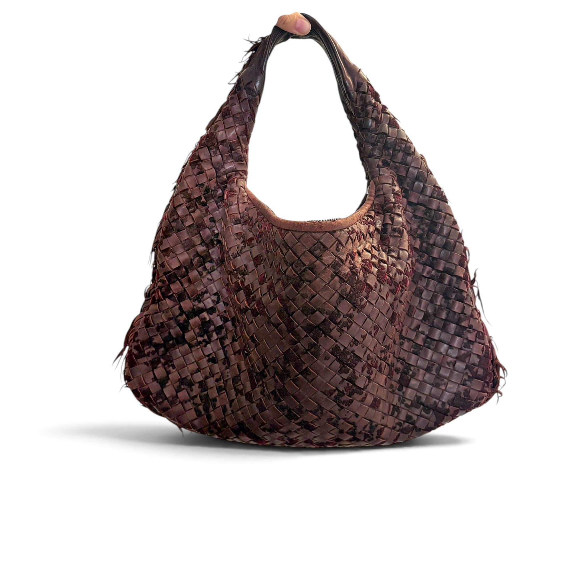 Veneta leather handbag