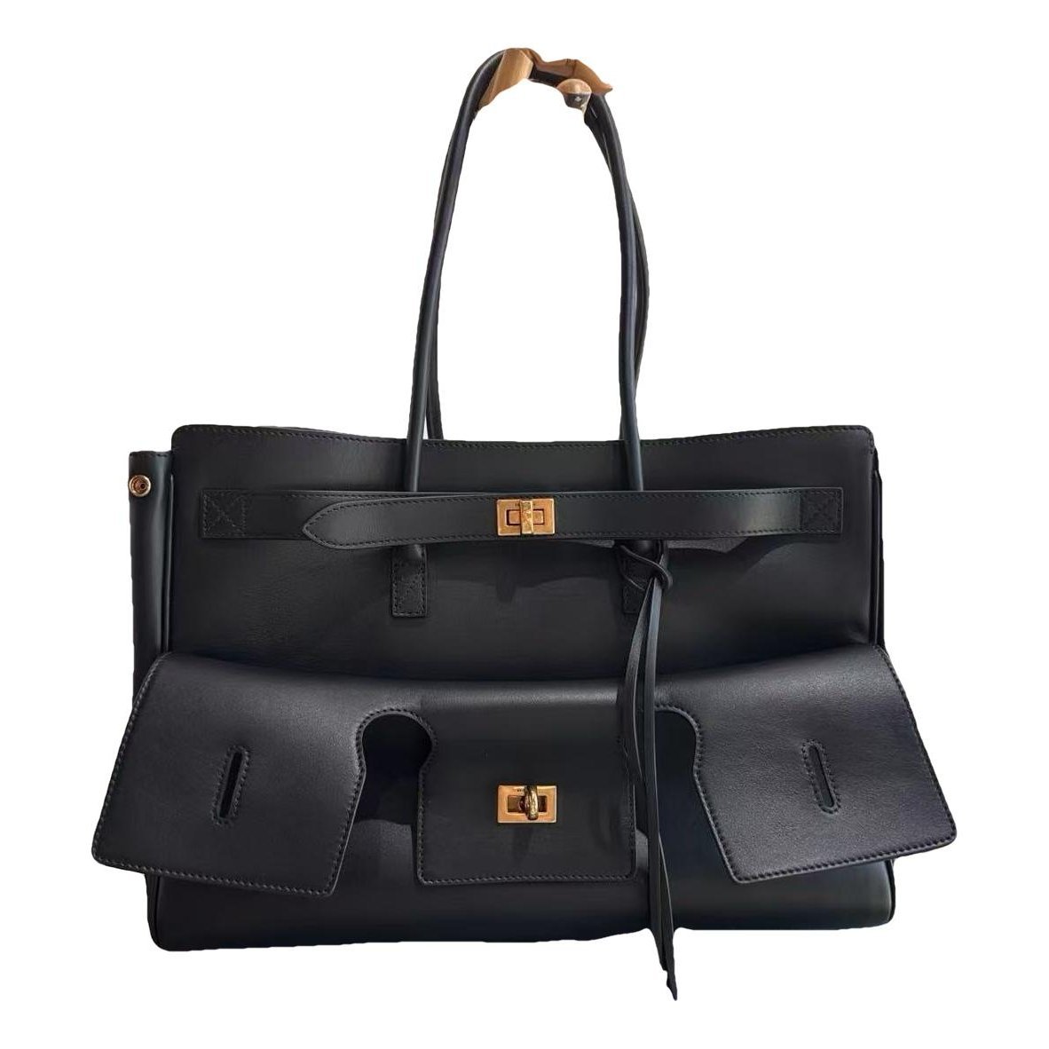 Carry All Bel Air leather handbag