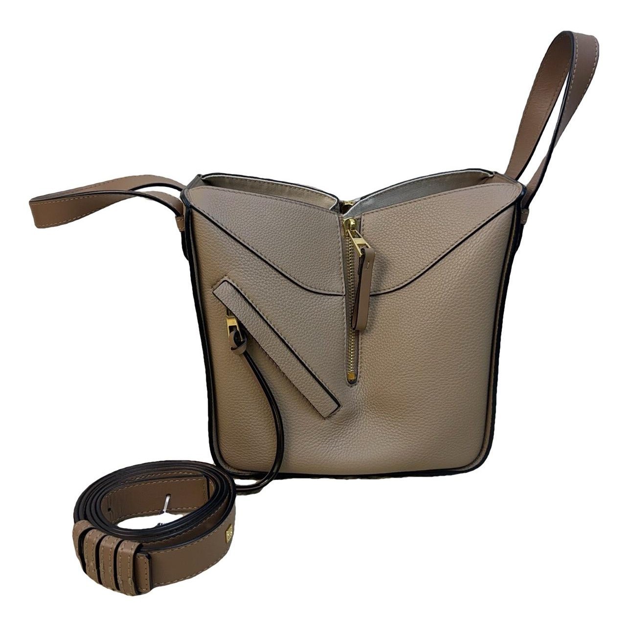 Leather handbag